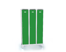 Snížená šatní skříňka ALDOP na nohách 1620 x 900 x 500